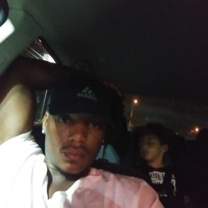 Meet your Posher, Lee